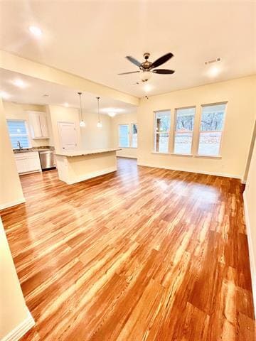 Building Photo - 2109 Bluebonnet Ave