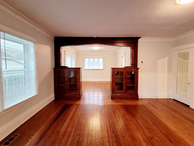 Building Photo - 1149 Broadway Ave NW