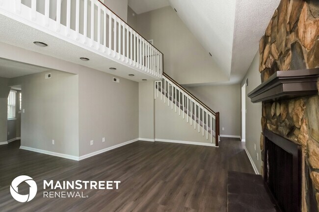 Building Photo - 8009 Beacon Hills Rd