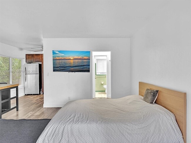 Foto del edificio - 1313 NE 11th St