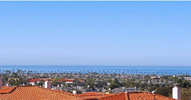 Foto del edificio - 2-Bed, 2.5 Bath Ocean View Townhome in Alta Mira Carlsbad