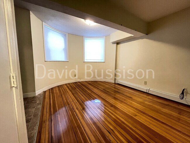 Foto del edificio - 181 Thorndike St