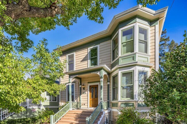 Foto del edificio - 528 Coombs St