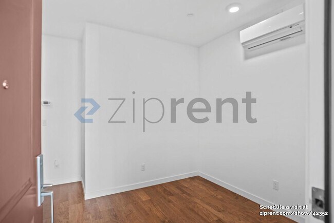 Building Photo - 5876 Cadence Ave