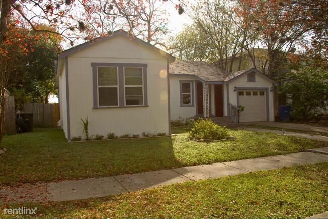 Building Photo - 2 br, 2 bath House - 2038 W Craig Pl