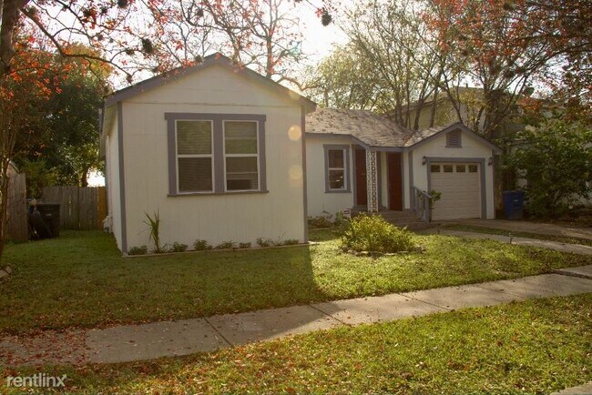 Foto del edificio - 2 br, 2 bath House - 2038 W Craig Pl