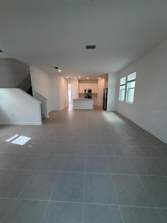 Foto del edificio - 6056 Zen Wy