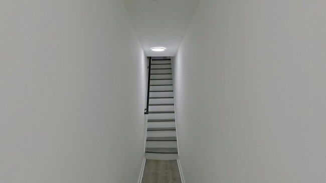 Foto del edificio - 6459 N 16th St