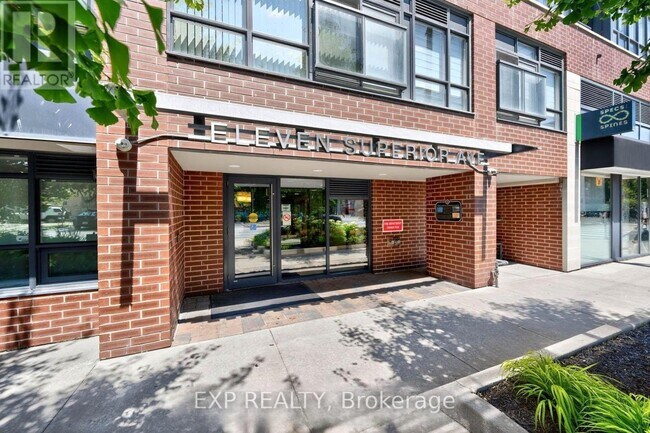 Photo du bâtiment - 1-1-411 Superior Ave