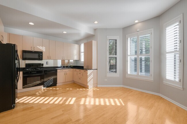 Foto del edificio - 4060 S Ellis Ave