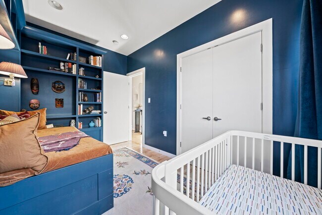Foto del edificio - 732 Lamont St NW