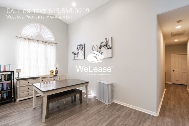 Building Photo - Discover Luxury Living: Elegant 2-bed 2-ba...