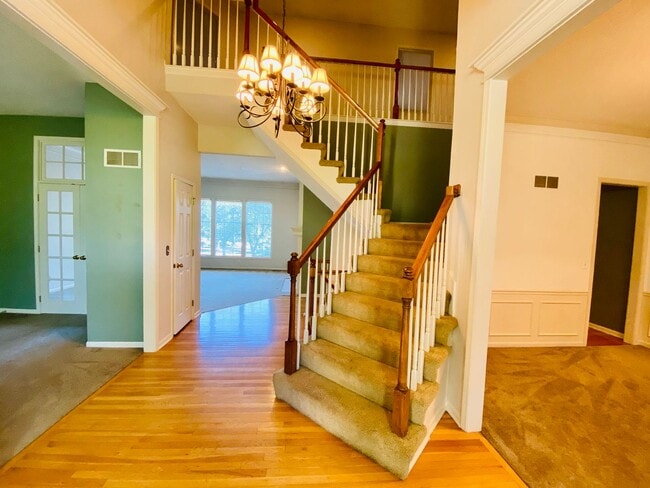 Building Photo - {8514}  Village of Kensington + Finished B...