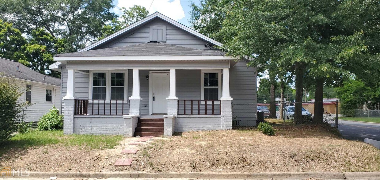 Primary Photo - 2943 10th St