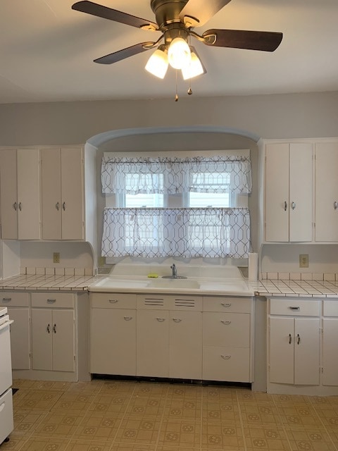 Eat in kitchen - 809 pearl st