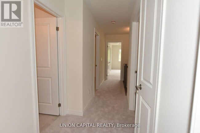 Building Photo - 1378 Davis Lp