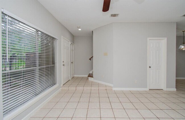 Building Photo - 12697 Briar Patch Dr