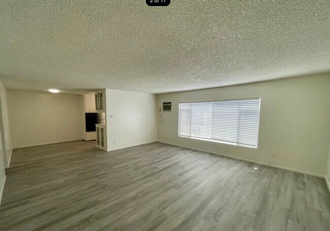 Foto del edificio - 922 S Bedford St