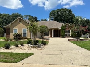 Building Photo - 6080 Southbend Dr N