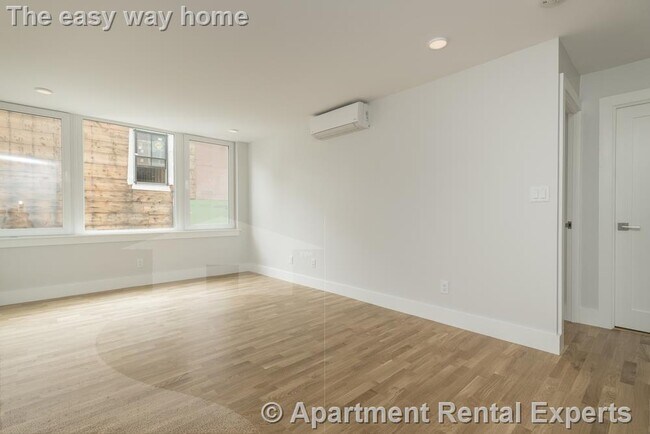 Building Photo - 335 Harvard St