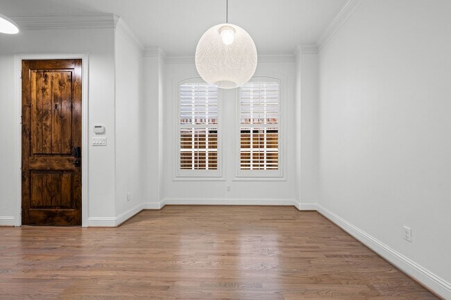 Foto del edificio - 3642 Asbury St