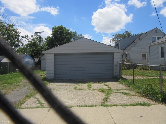 Building Photo - 2 br, 1.5 bath House - 3186 Bacon Ave