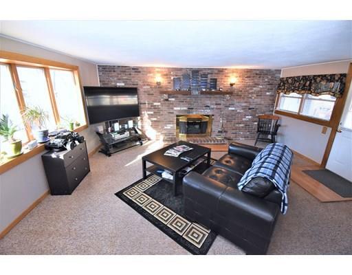 Building Photo - 35 Romoli Ave