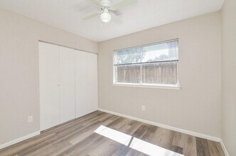 Building Photo - 22630 Powell House Ln