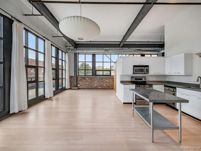 Foto del edificio - 460 W Canfield St