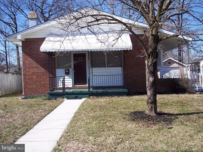 Building Photo - 908 Phylen Ct