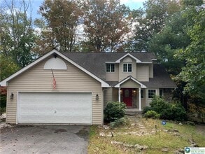 Building Photo - 520 Eagle Dr