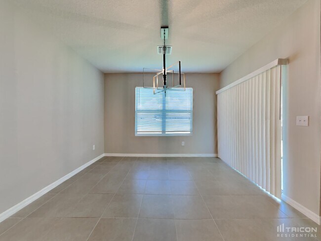 Building Photo - 5035 Willow Breeze Way Palmetto FL