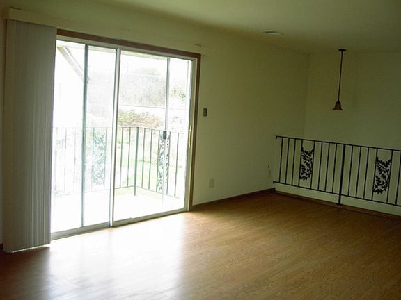 Foto del edificio - 2008 MacArthur Rd