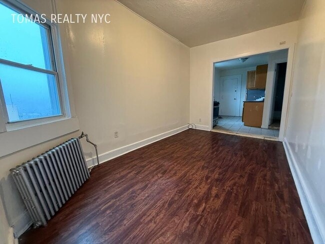 Building Photo - 94 Orchard St