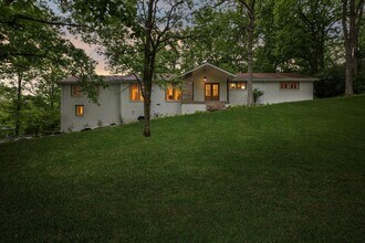 Building Photo - 909 Plateau Pkwy