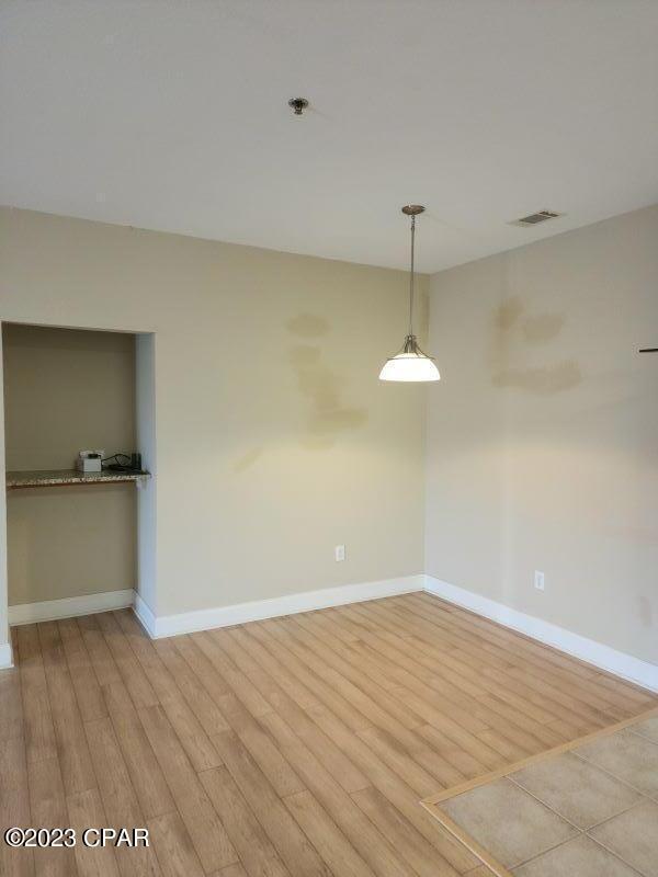 Building Photo - 2104 Avensong Ln