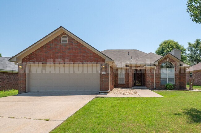 Foto del edificio - 2765 Archer Ln