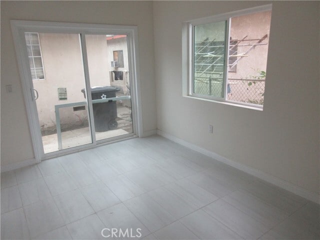 Foto del edificio - 2646 Willard Ave