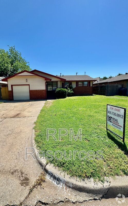 Building Photo - 7116 S Klein Ave