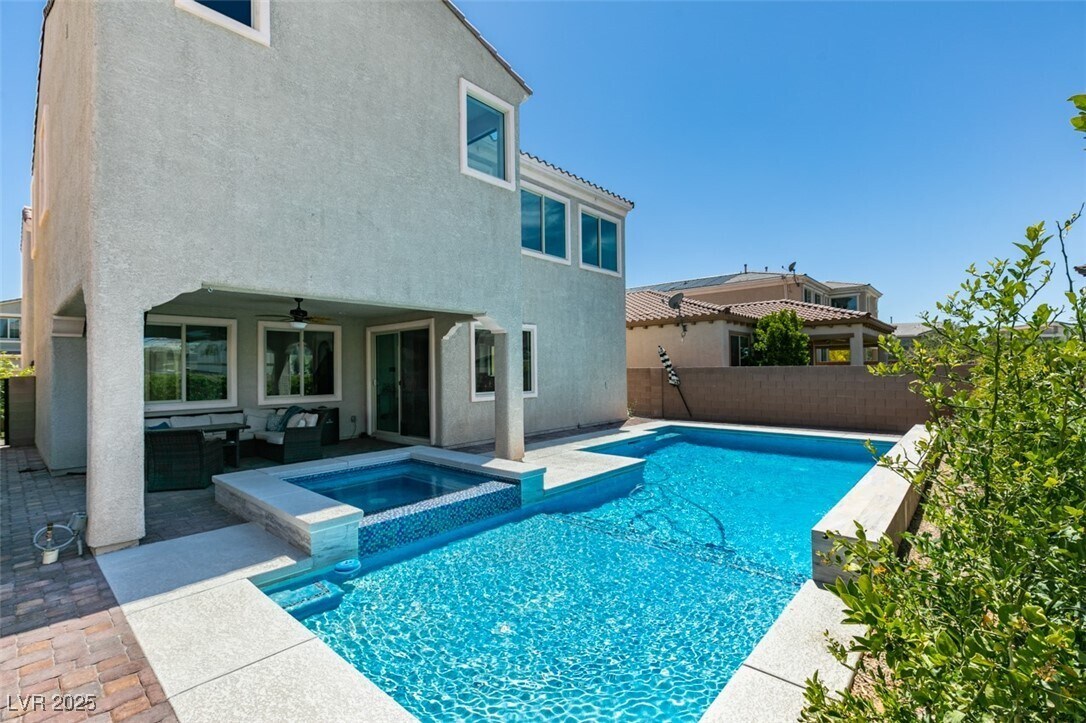 Foto del edificio - 3054 Echoed Rondel Ln