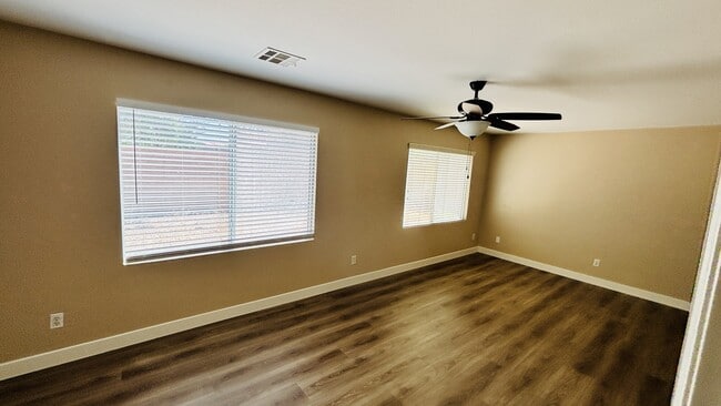 Building Photo - 9321 Dorrell Ln