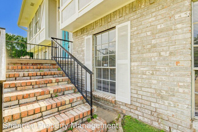 Building Photo - 3 br, 2 bath House - 20003 Fort Bridger Dr