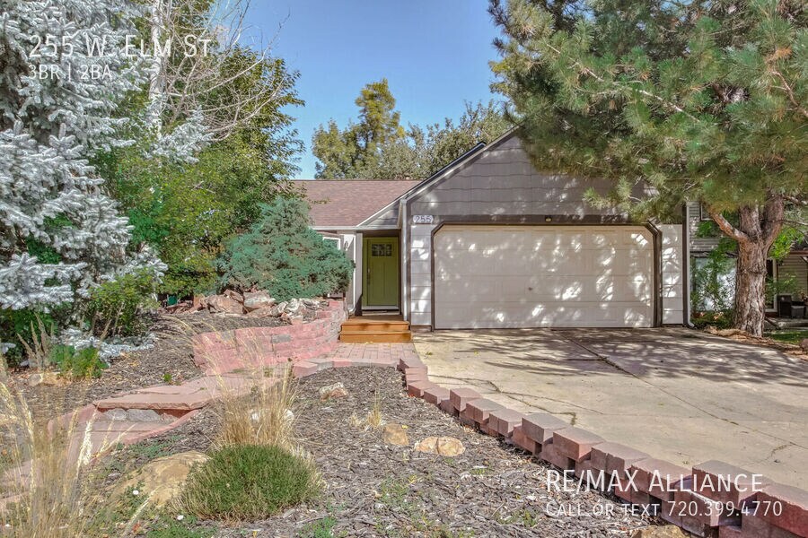 Primary Photo - Beautifully maintained ranch home, nestled...