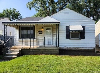 Building Photo - 1761 E Milton Ave