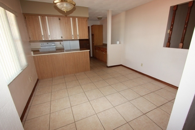 Building Photo - Deltona - 3 Bedroom, 2 Bathroom - $1,845.00