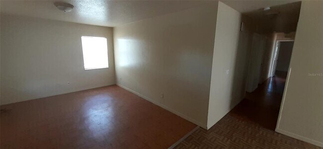 Building Photo - 4226 E Palifox St