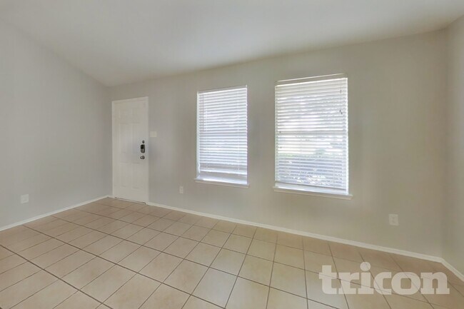 Foto del edificio - 1403 Glens Ferry Ln