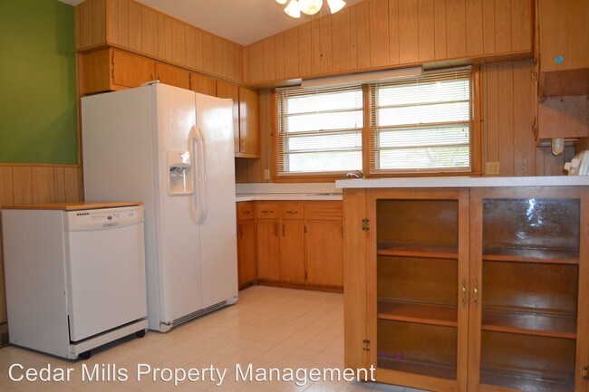 Building Photo - 3 br, 2 bath House - 2125 W. 25th St. N.