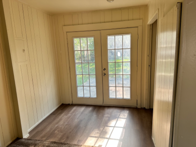 Building Photo - 4706 Glenlea Dr
