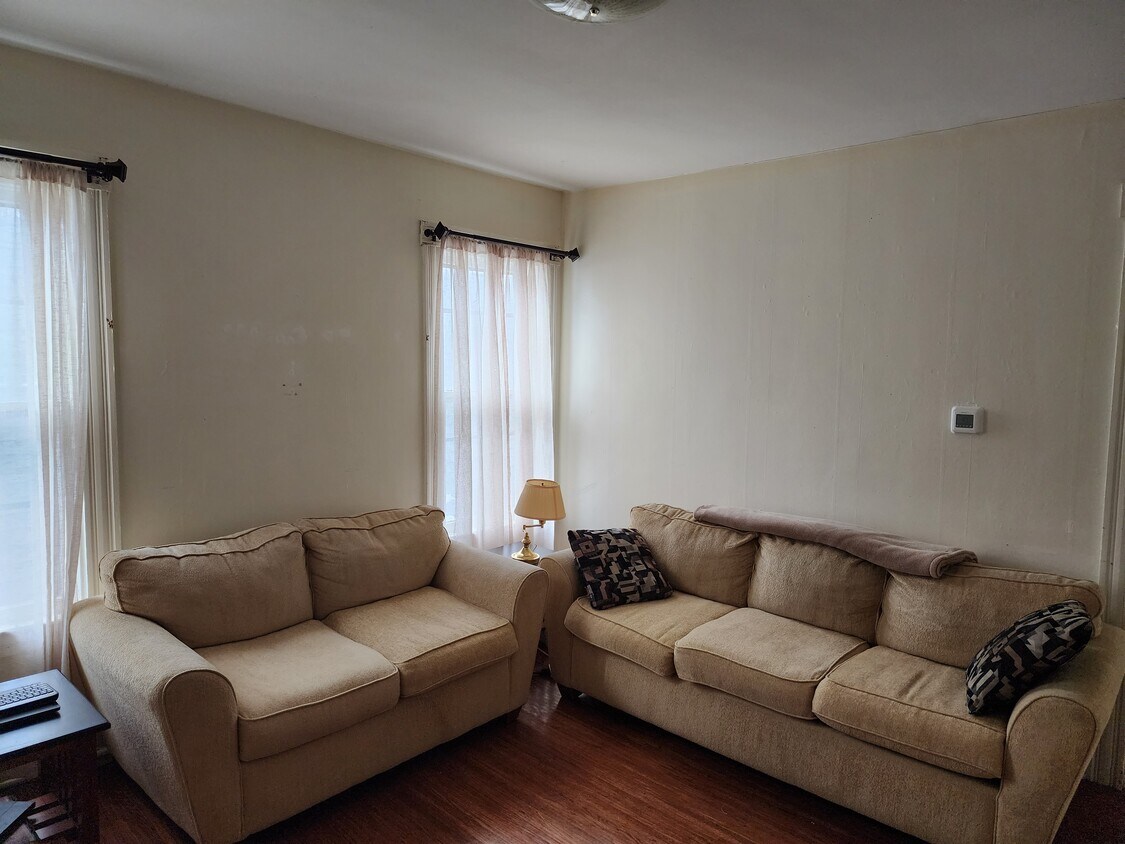 Foto principal - 197 Frost Ave